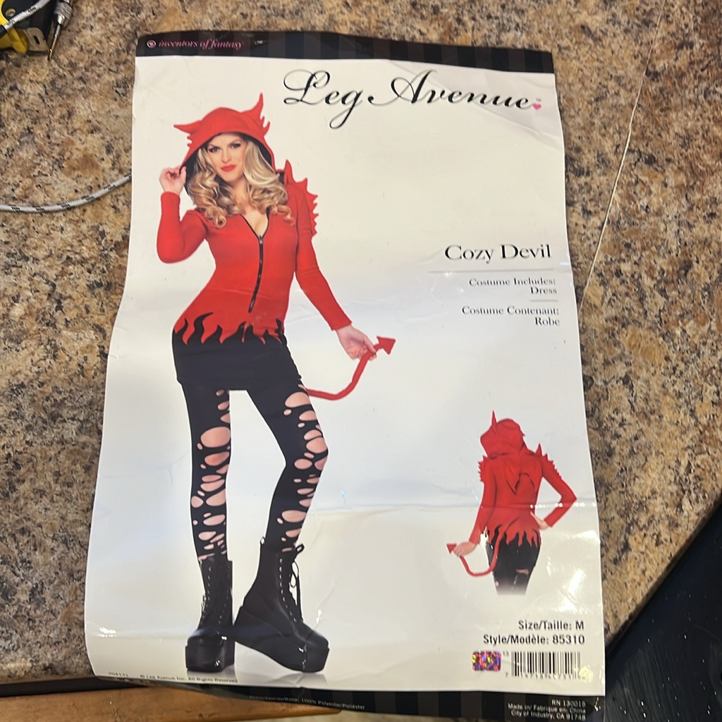 Leg Avenue Cozy Devil M Halloween Costume